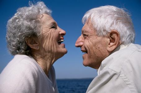 一個55歲的中年女人總結(jié)道：在婚姻里“馴服”男人，要用這些手段